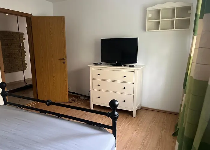 Cu Doua Dormitoare Lägenhet *